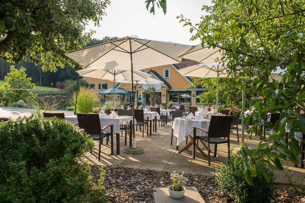 Hotel Restaurant Grune Au 珀劳 外观 照片