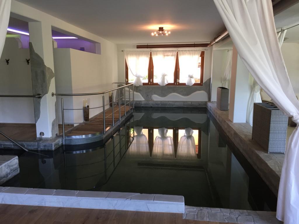 Hotel Restaurant Grune Au 珀劳 外观 照片